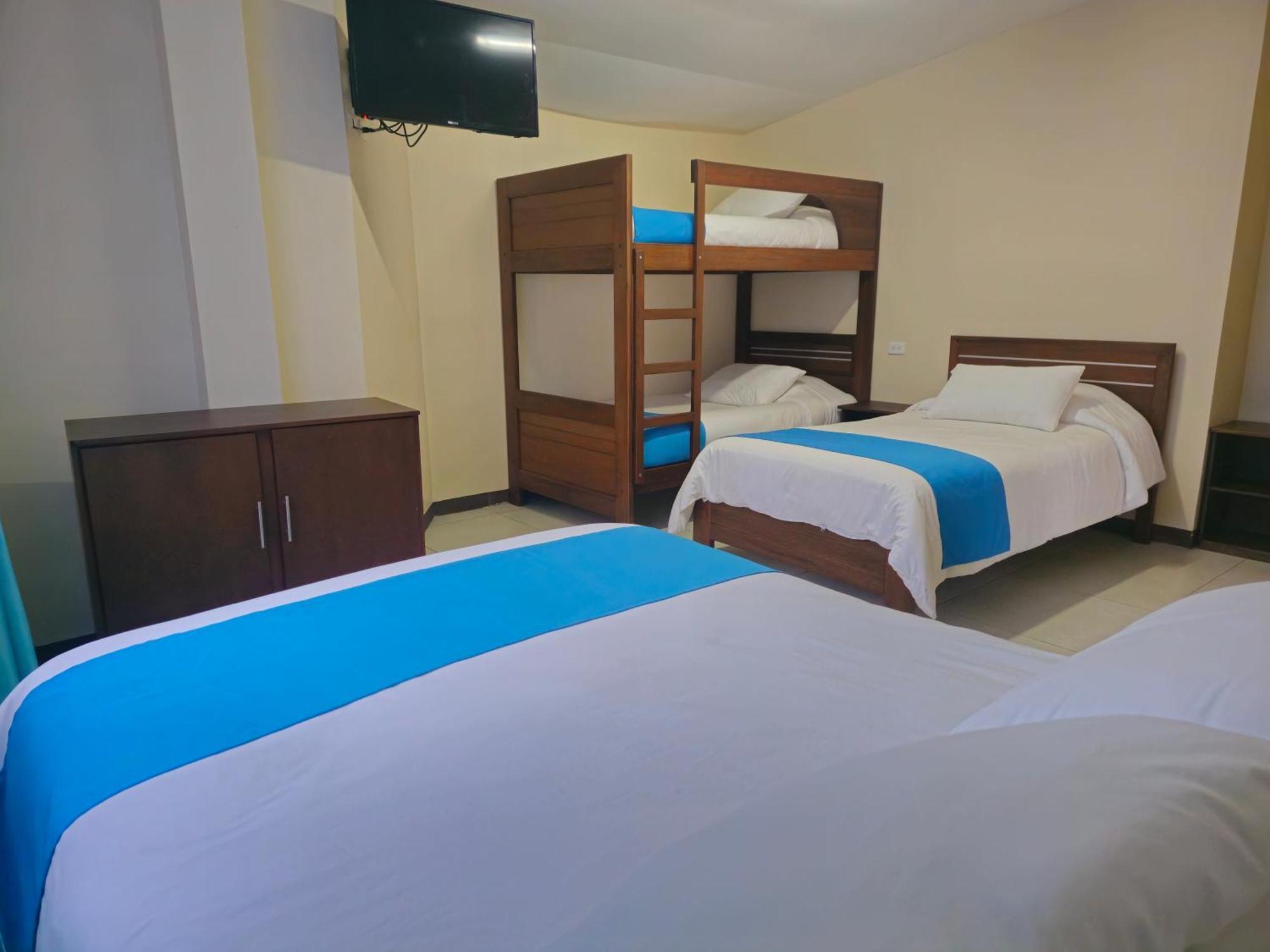 Hotel Tungurahua Baños Buitenkant foto