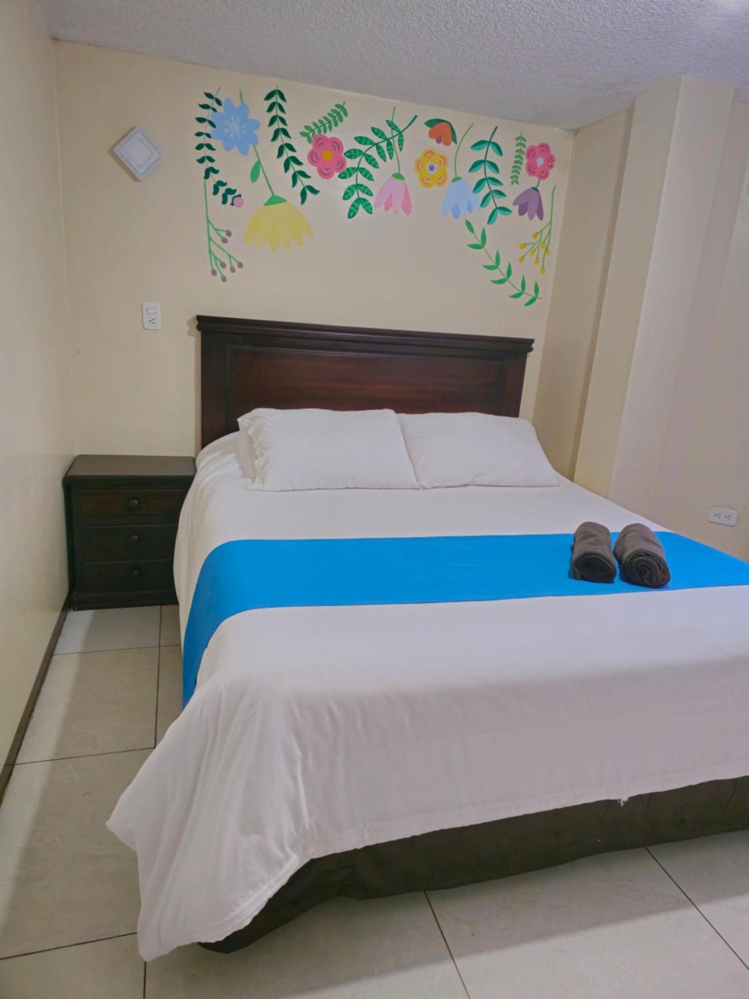 Hotel Tungurahua Baños Buitenkant foto